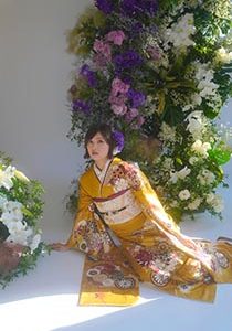 イエロー　振袖　黄色